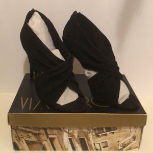 NIB Black Suede Heels Size 10